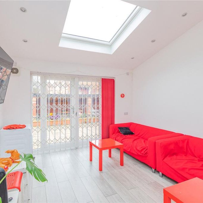 5 bedroom house to rent - Photo 1