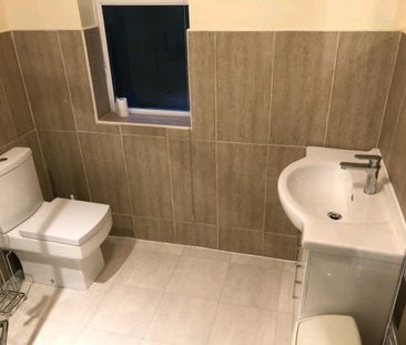 Room in a Shared House, Quinton Road, B17 - Photo 1