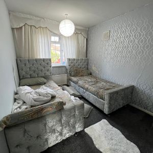 Reynolds Road, Hayes, UB4 9BX - Photo 2