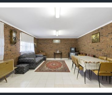 Spacious Family Home in the Balwyn High School Zone - Photo 2
