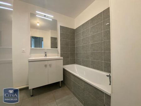 Location Appartement 2 pièces 45m² COUPVRAY 77700 - Photo 4