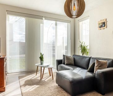 Appartement te huur in Ravels voor € 950 met 1 slaapkamer - Photo 1