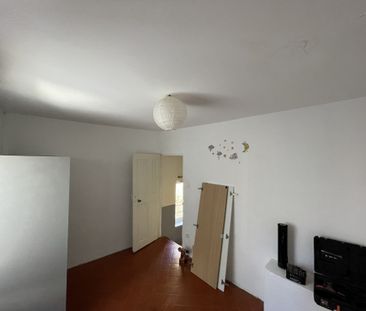 Location Maison 3 pièces 62m² LA ROQUE D ANTHERON 13640 - Photo 6