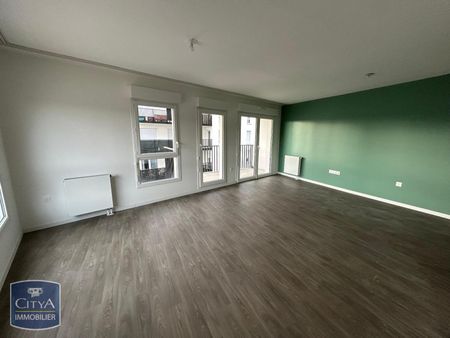 Location Appartement 4 pièces 86m² SOTTEVILLE LES ROUEN 76300 - Photo 2