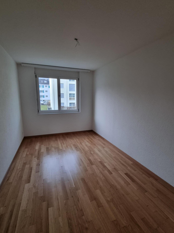 Familienfreundliche 4.5 Zimmer Wohnung - Foto 4