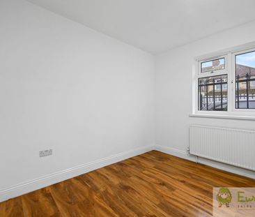 6 Bedroom - Photo 1