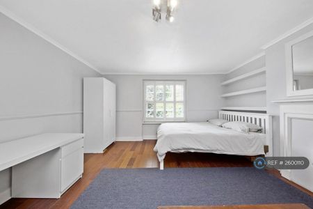 3 bedroom flat to rent - Photo 5