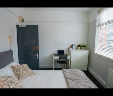 3 Bed Flat, Kensington, L7 - Photo 4