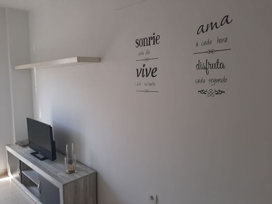 Alquiler de piso en Calle Brezo, 1 - Photo 1