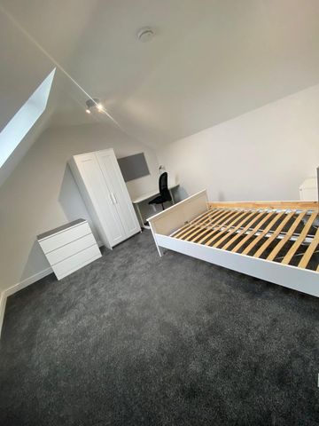 27 York Road - Un-Expectedly Re-Offerred to the market Loughborough - Photo 4