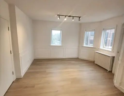 1075 Yonge Street | 1075 Yonge Street, Toronto - Photo 1