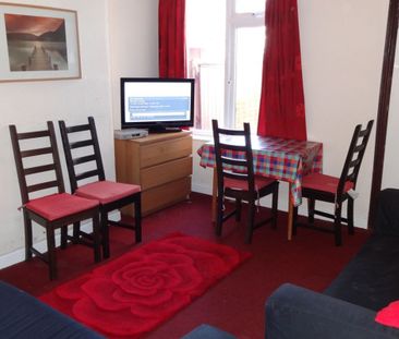 12 Grange Street - Huge 4 bedLoughborough - Photo 1