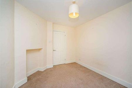 Hanover Crescent, Brighton, BN2 - Photo 2