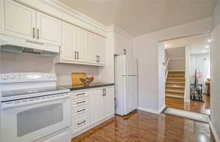 For Lease - 113 Ashton Crescent Unit# 113, Brampton, Ontario - Photo 4