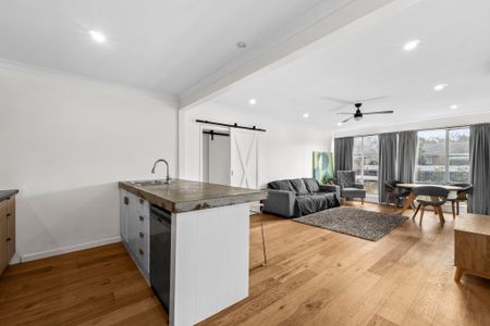 Style, Comfort & Convenience! - Photo 5