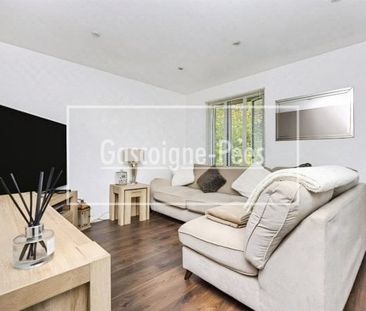 Elder Close, Guildford - Photo 2