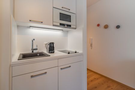 Miete inkl. Nebenkosten: 990 € pro Monat, plus Strom, inkl. Heizung - Foto 4