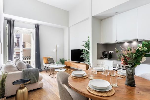 Plaça de Vannes, Valencia, Valencian Community 46007 - Photo 1