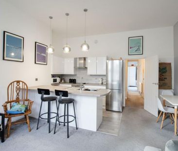 2 bedroom flat to rent - Photo 6