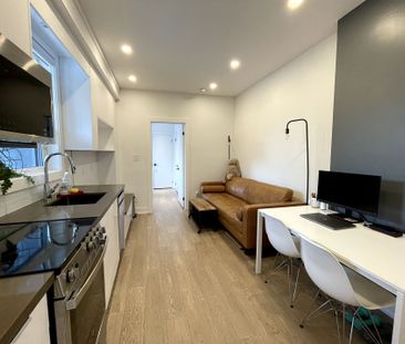 For Lease - 17 Claremont Street Unit# Back, Toronto, Ontario - Photo 1