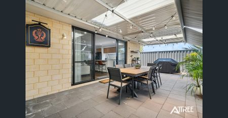 Premium Finishes, Spacious Design, Perfect Location | 4 Bedrooms - Photo 4