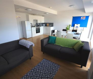 Studio to rent - Photo 6