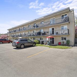 Timmins Apartments - Photo 2