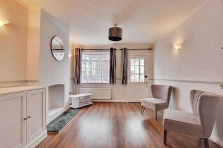 Lower Paddock Road, Bushey, Hertfordshire - Photo 4