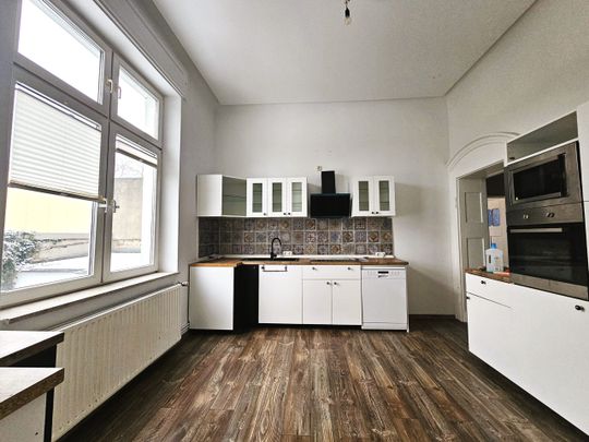 Großzügige Altbauwohnung in Meiderich mit Balkon im EG in ruhigem 4-Parteien-Haus! Sofort frei! - Foto 1