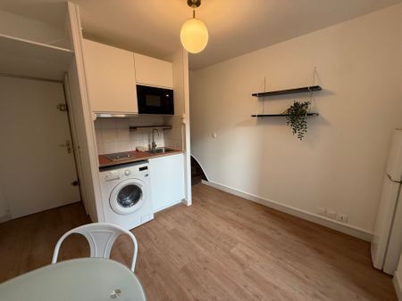 Location Appartement T1 meublé - GRAND RUE - Photo 5