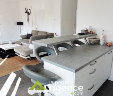 T3 rue Jean Jacques Rousseau avec garage. - Photo 3