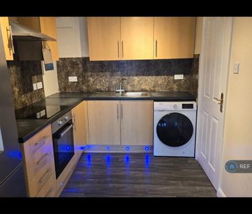 Studio to rent - Photo 5