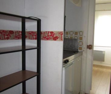Location Appartement 1 pièce 15m² BORDEAUX 33200 - Photo 1