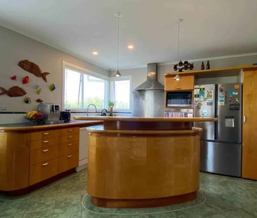 Hidden Gem in Forrest Hill - Photo 3