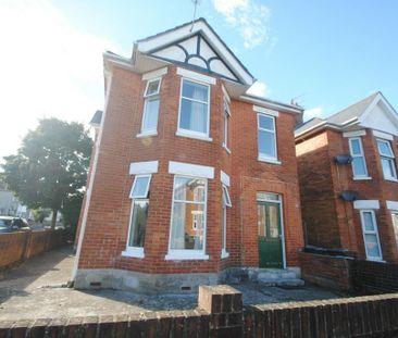 6 bedroom detached house to rent - Photo 6