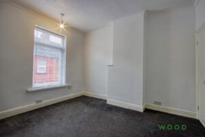2 BEDROOM House - Mid Terrace - Photo 3