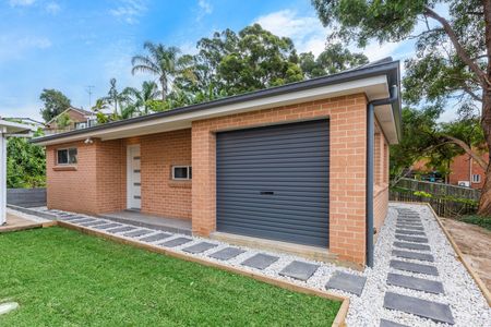 SPACIOUS GRANNY FLAT With Street Parking Only - Photo 5