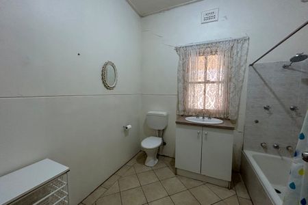 24 Cecile Street - Photo 5