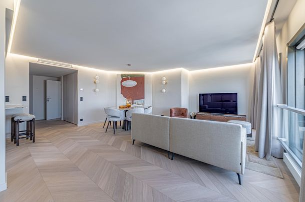 Appartement à louer Quai de Grenelle, Paris 15ème - Photo 1