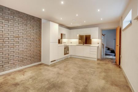 1 bedroom semi-detached house to rent - Photo 3