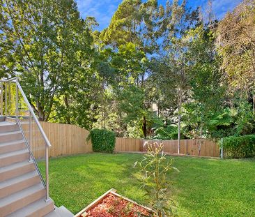 Spacious duplex home... - Photo 5