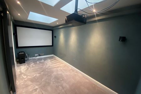 Victoria Grove - Photo 2