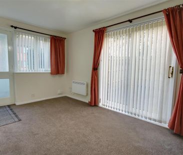 1 bedroom terraced house to rent - Photo 2
