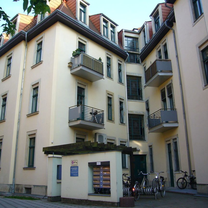 Charmante 2-Raum-Wohnung in Dresden-Pieschen - Photo 1