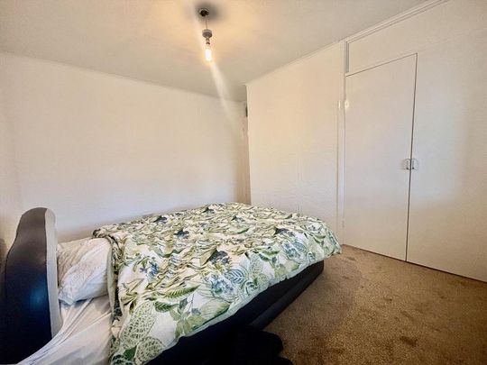 2 bedroom bungalow to rent - Photo 1