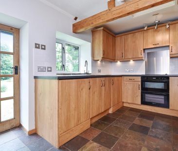 4 bedroom mill to rent - Photo 4