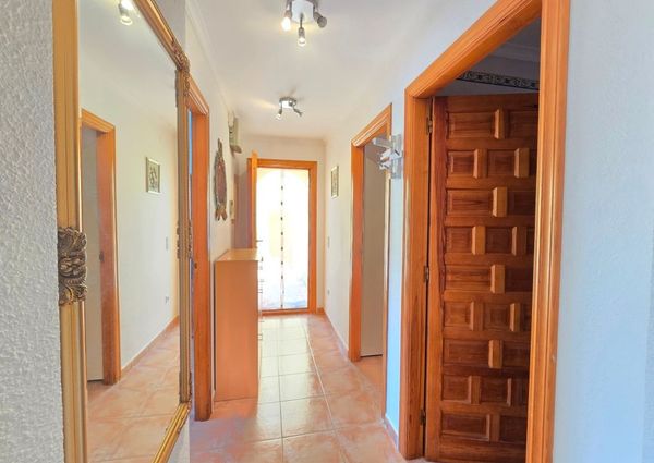 Apartment with 2 bedrooms with swimming pool LONG TERM