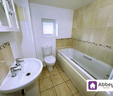 2 bedroom detached house to rent - Photo 3