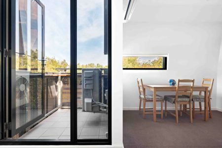 208/233 Dandenong Road, Prahran. - Photo 5