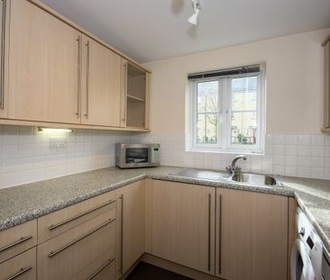 Harvester Court, Carterton - Photo 4